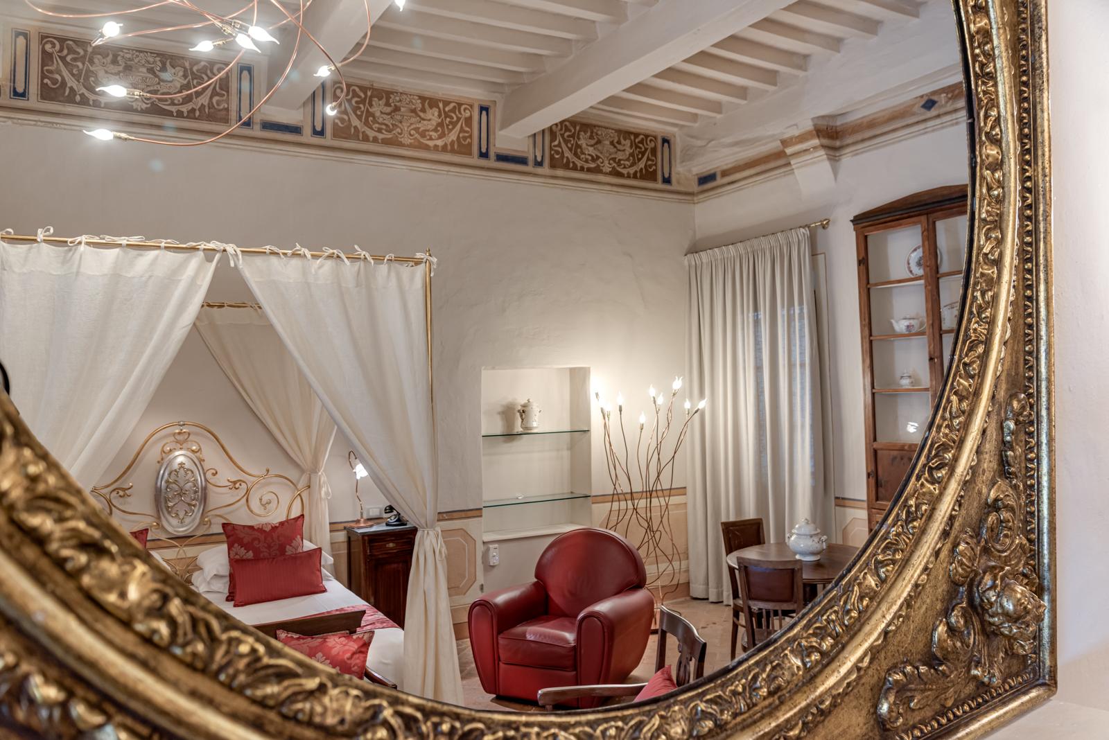 Готель Palazzo Del Capitano Wellness E Relais Сан-Куїрико-д'Орча Екстер'єр фото