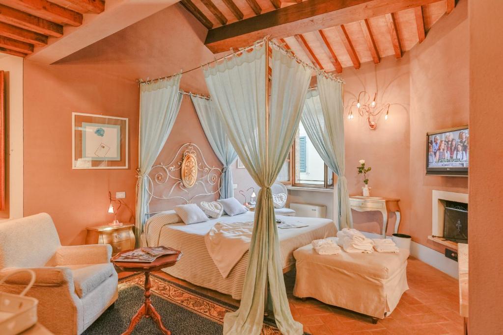 Готель Palazzo Del Capitano Wellness E Relais Сан-Куїрико-д'Орча Екстер'єр фото